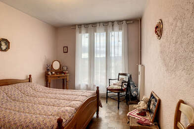 Appartement 4 pièces 137000 €