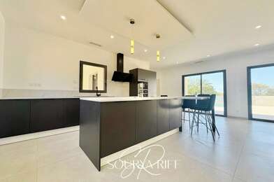 Maison 5 pièces 474000 €