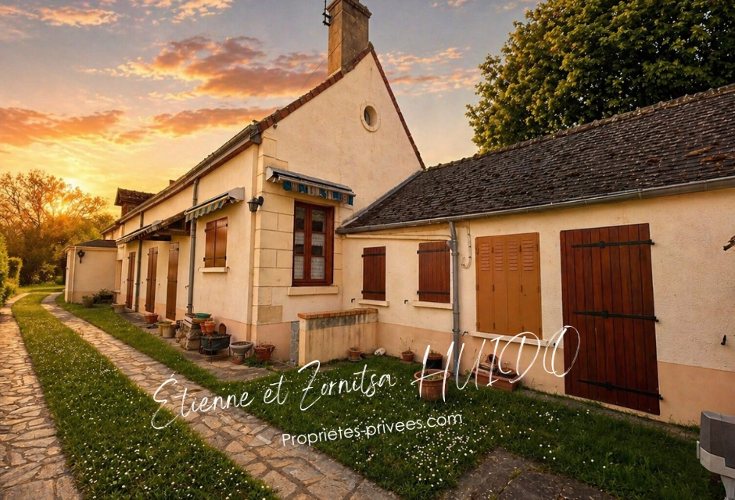 Ensemble immobilier en coeur de ville 168 m² habitables  Terrain clos de 981 m² — photo 1