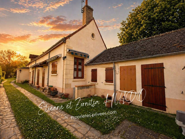 Ensemble immobilier en coeur de ville 168 m² habitables  Terrain clos de 981 m² — photo du bien