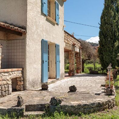 Maison 5 pièces 399000 €