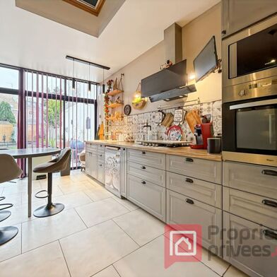 Maison 1 pièces 237500 €