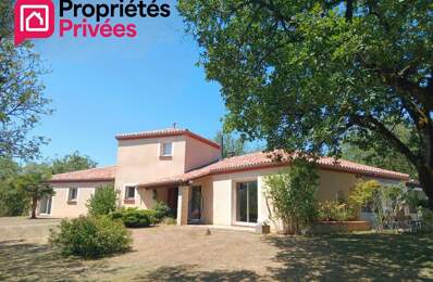 Crayssac 46150 Maison de plain-pied de 215 m², grand terrain et jolie piscine — photo du bien