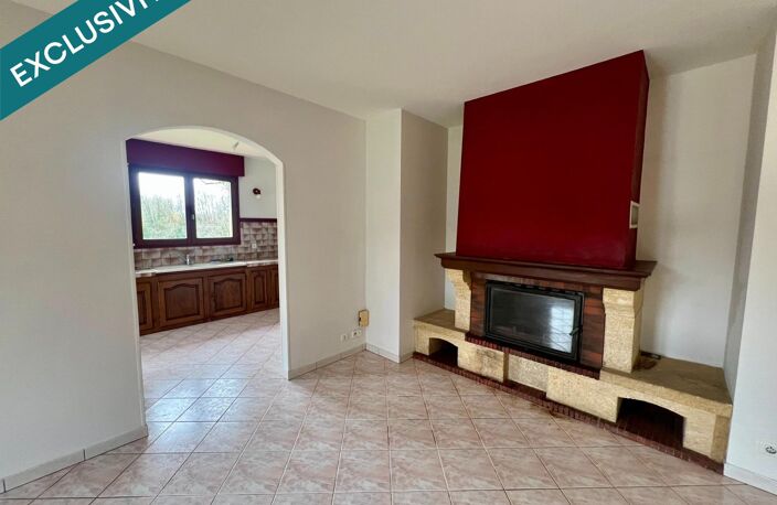 Maison avec dépendance, garage et terrain arboré / — photo 3