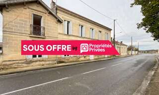 Immeuble  245 m² à vendre à Berson (33390)