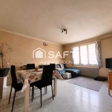 Appartement 3 pièces 180000 €