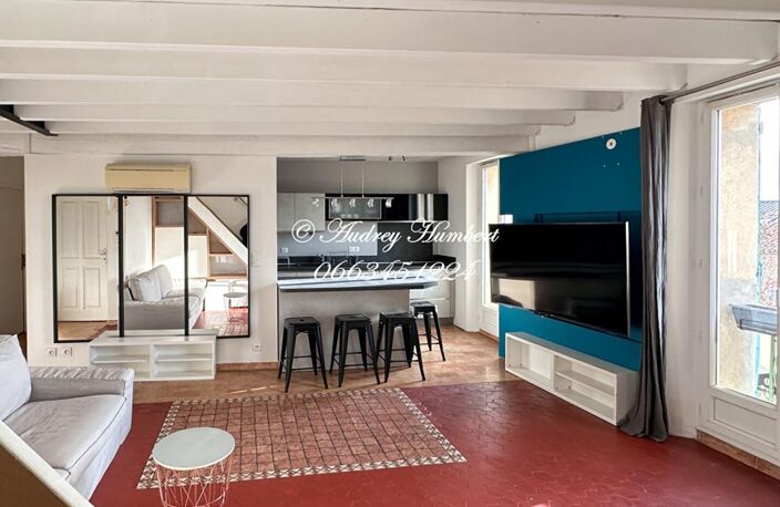 MANOSQUE centre, luminosité et charme intemporel pour ce DUPLEX de 73 m² avec de beaux volumes — photo 2