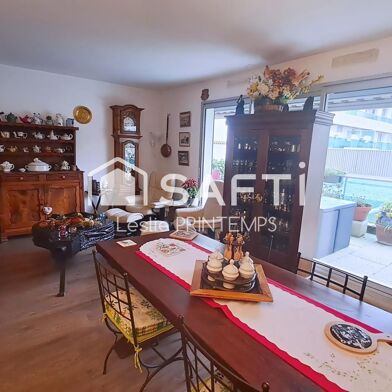 Appartement 5 pièces 261000 €