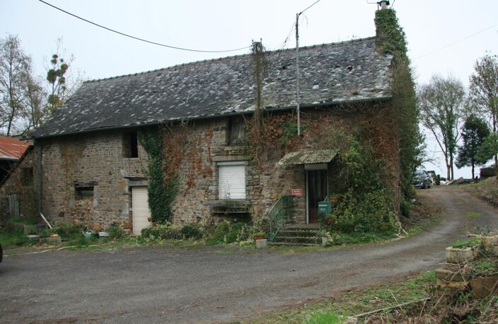 Corps de ferme à rénover à dix minutes de Fougères — photo 2