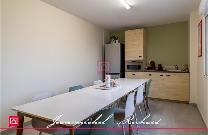Local commercial Noyers Sur Cher 192m2 — photo 2