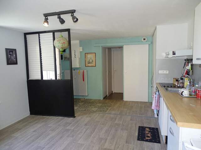 Appartement  rénové avec 3 chambres de 117 m²  habitable à Moirans-en-Montagne — photo du bien