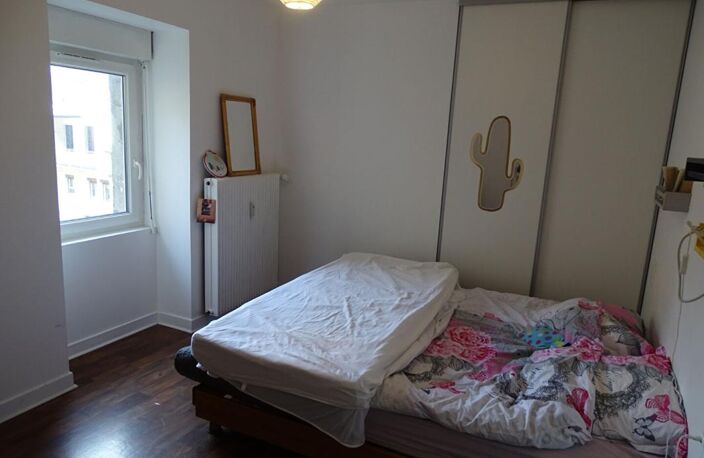 Appartement  rénové avec 3 chambres de 117 m²  habitable à Moirans-en-Montagne — photo 3