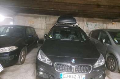 Garage  24000 €