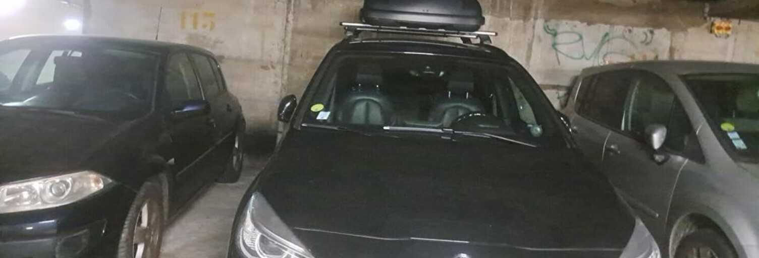 Garage   m² à vendre à Paris 12 (75012)