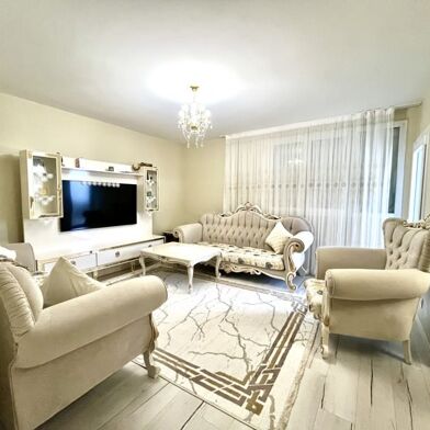 Appartement 5 pièces 145800 €