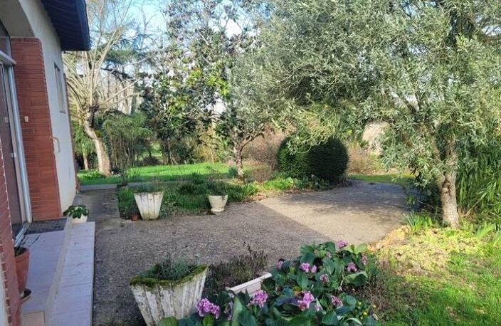 Villa de 5 pièces principales — photo 4