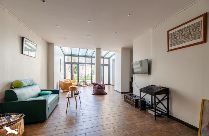 Maison de ville de 8 pièces principales — photo 2