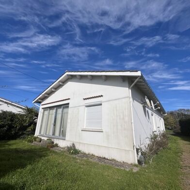 Maison 5 pièces 325400 €