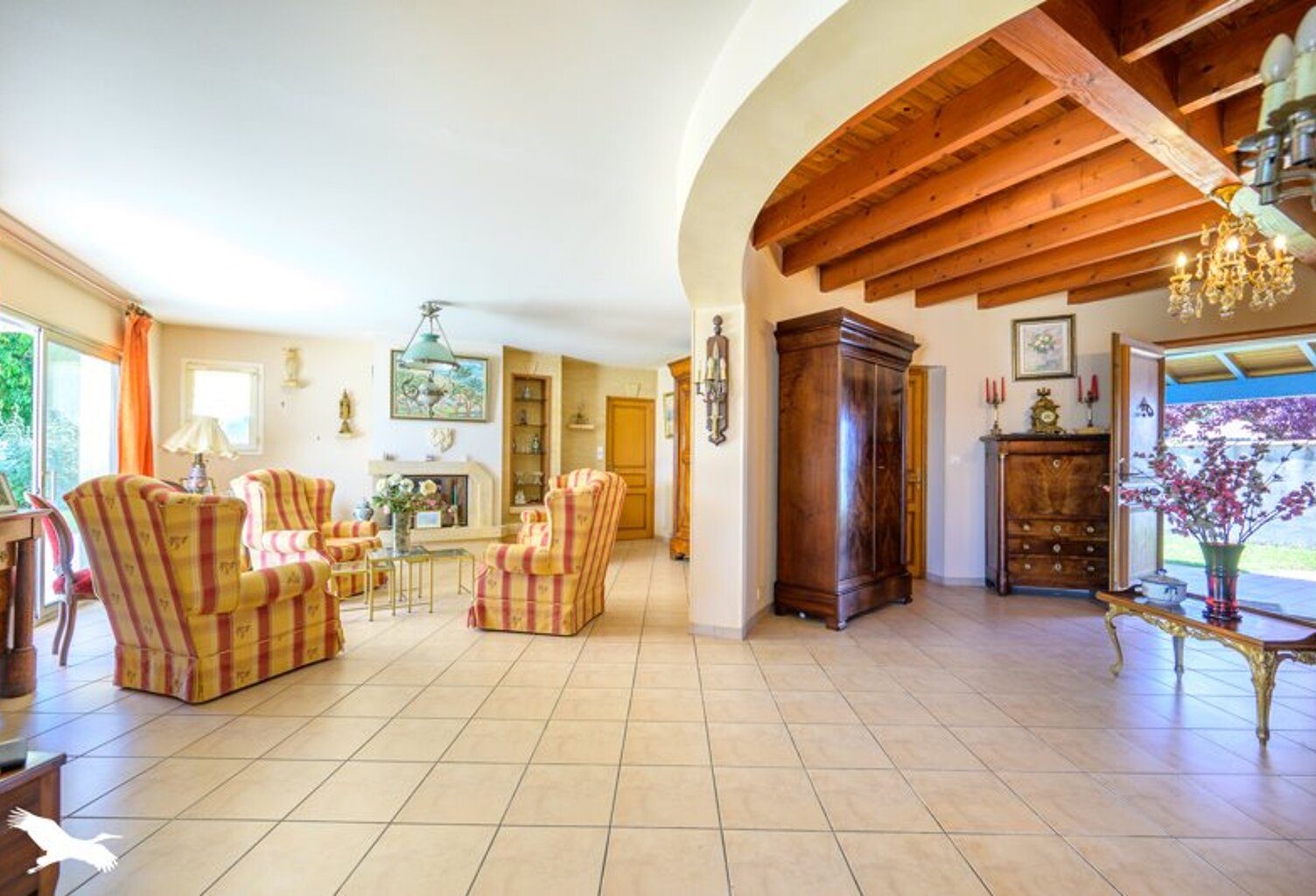 Villa de 7 pièces principales — photo 1