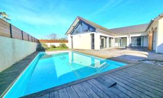 Maison 7 Pièces 192 m² à vendre à Artiguelouve (64230)