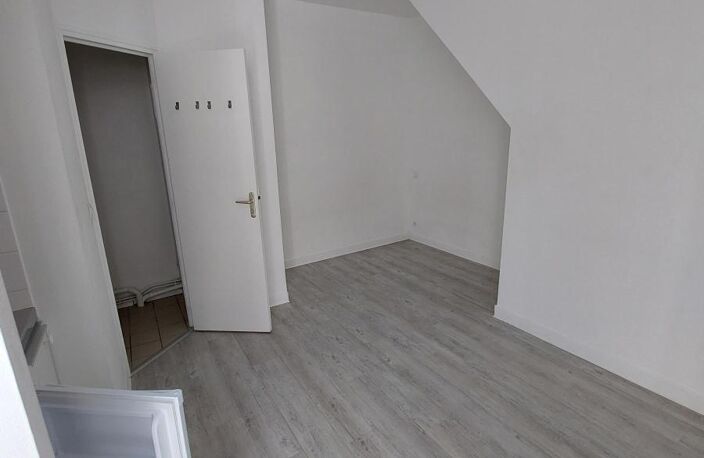Studio fond de cour - Secteur Laon — photo 3