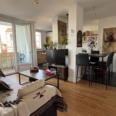 Appartement 3 pièces 233200 €