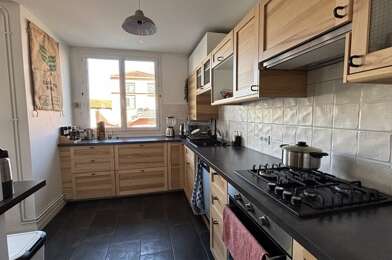 Appartement 3 pièces 233200 €