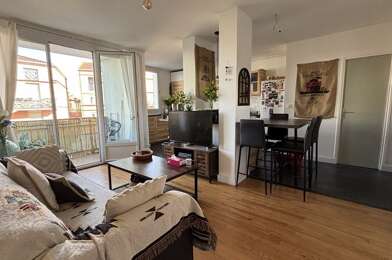 Appartement 3 pièces 233200 €