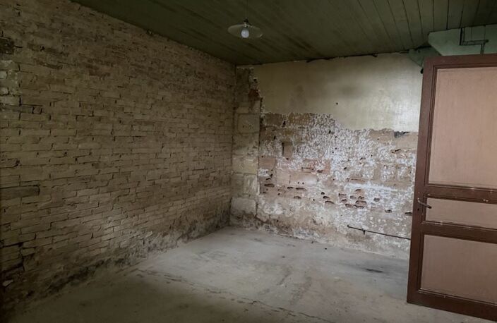 Vente maison 4 pièces 200 m² Val-de-Livenne (33860) — photo 4