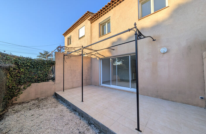 Allauch : maison 86m2 - terrasse - 3 chambres - garage — photo 2