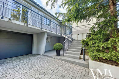 Maison 6 pièces 700000 €