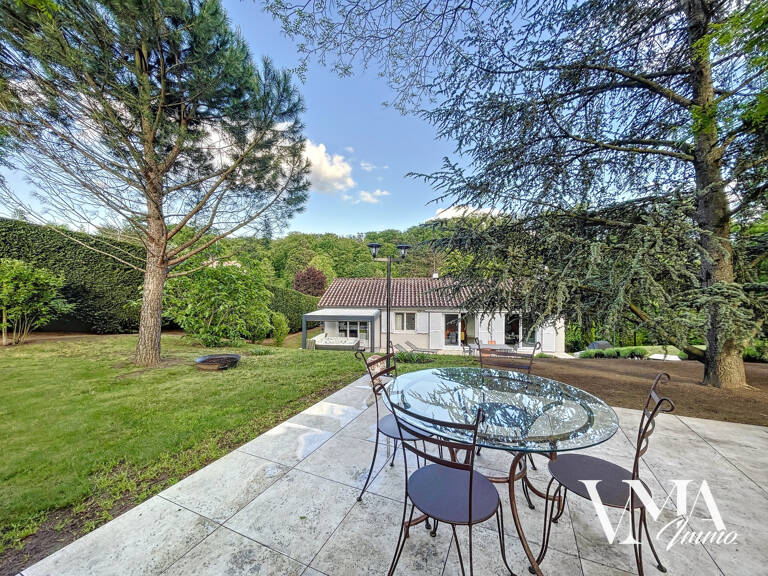 Maison de 133m2 sur une parcelle de terrain de 1645m2 / Liss — photo 1
