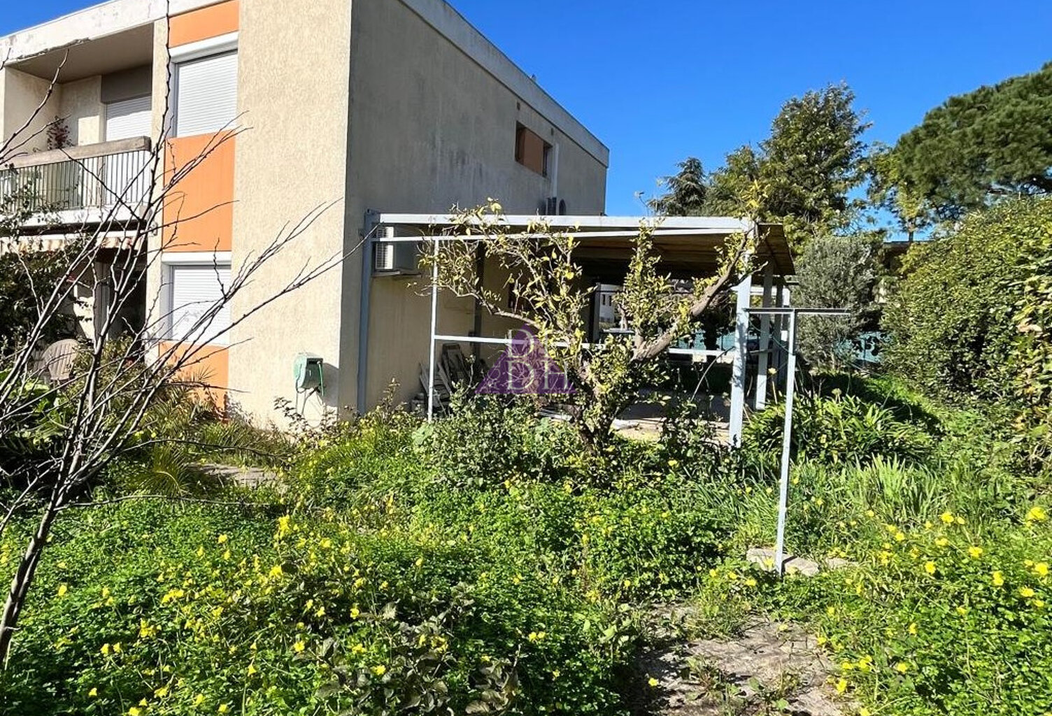 Secteur Olbius Riquier maison 5 pièces de 107m2  à rafraichi — photo 1