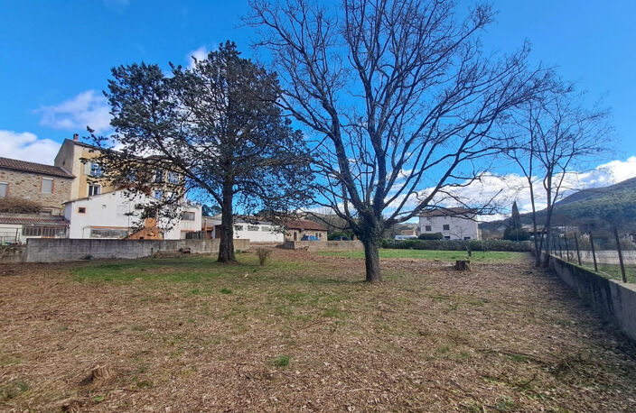 Terrain à bâtir en centre village — photo 4