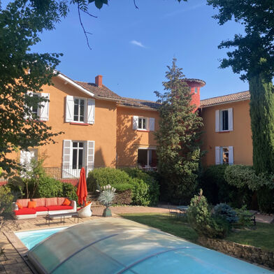 Maison 13 pièces 1090000 €