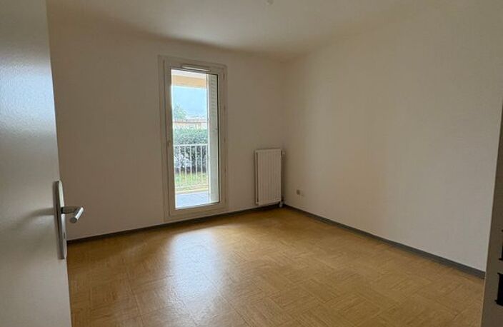 Résidence « Les Pierres Blanches » - T3 n°E40410053L — photo 3