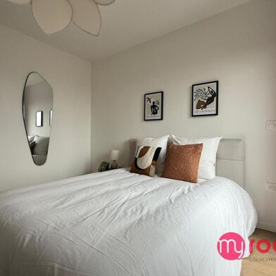 Appartement 5 pièces 687 €