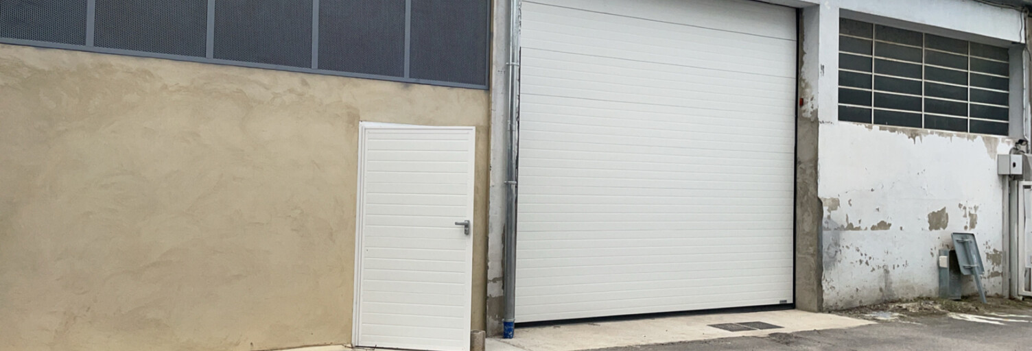 Garage   m² à louer à Avignon (84000)