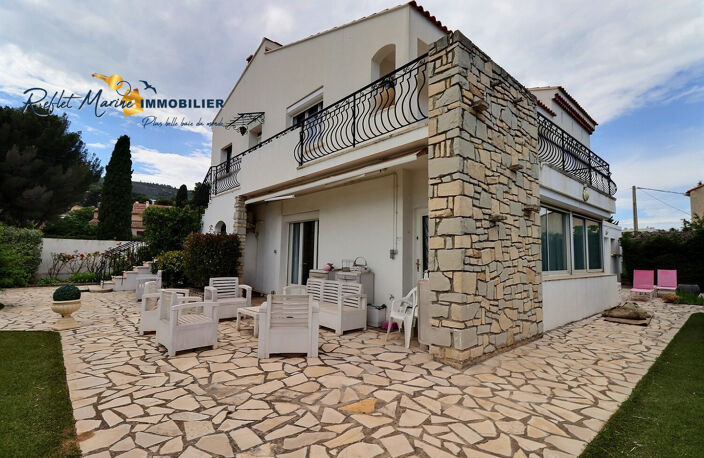 A La Ciotat Maison avec Vue Mer Exceptionnelle - Double Gar — photo 3
