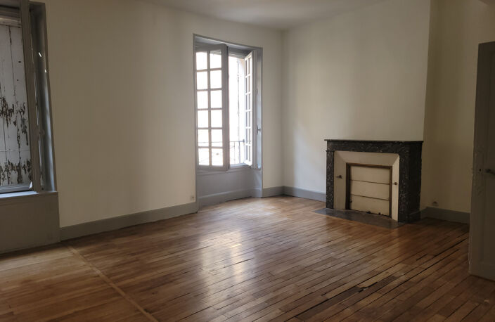 MAISON + GAR + CAVE POITIERS - 6 pièce(s) - 190.85 m2 — photo 4