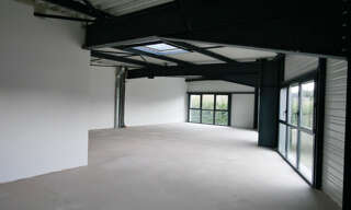 Local industriel  126 m² à vendre à Sillingy (74330)