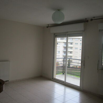 Appartement 3 pièces 629 €