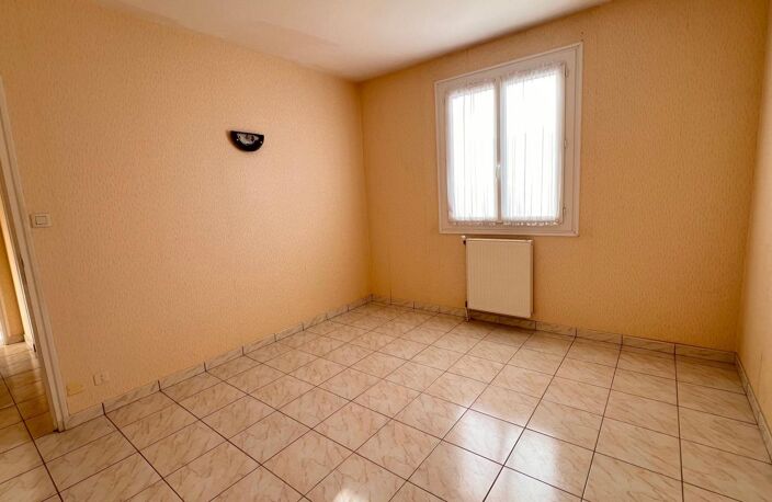 Bel appartement plein centre de Carhaix — photo 4