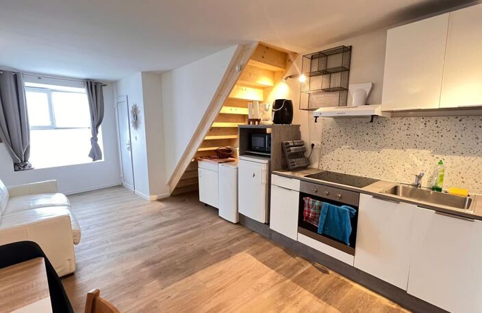 Immeuble À Vendre — photo 2