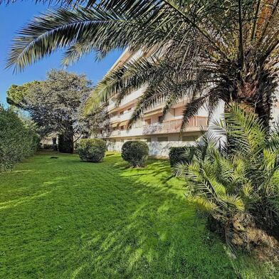 Appartement 4 pièces 255000 €