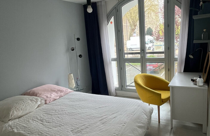 Appartement   Tours Centre, Quartier Cathédrale — photo 3