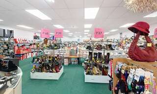 Divers  300 m² à vendre à Nazelles-Négron (37530)