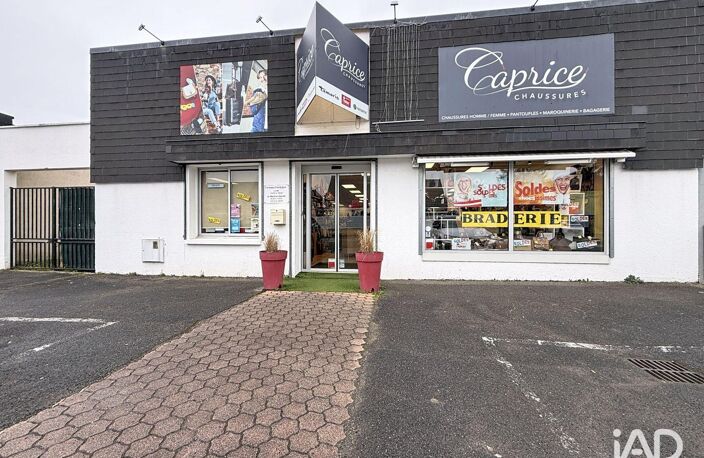 Vente Murs commerciaux 300 m&sup2; — photo 2