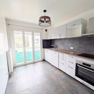 Appartement 3 pièces 1024 €