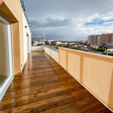 Commerce 2 pièces 231500 €